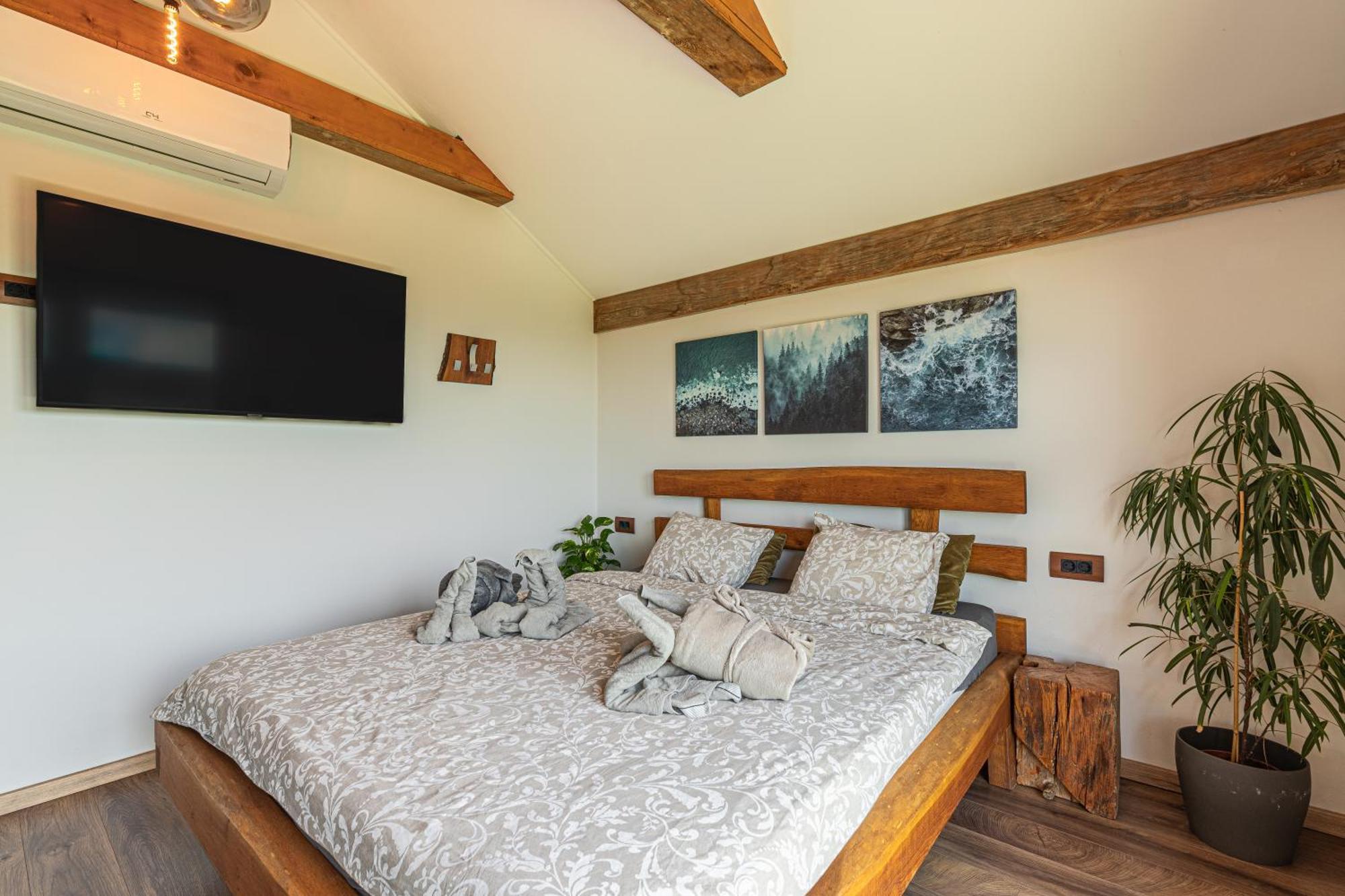 Trebnje Vineyard Cottage Soncni Gric מראה חיצוני תמונה